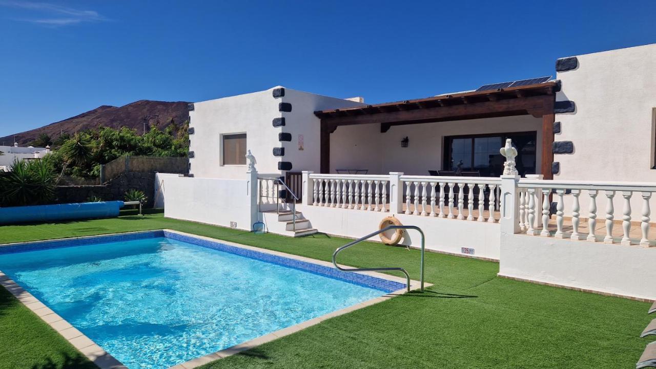 Villa Vinsta Playa Blanca  Esterno foto